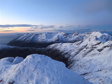 A Fast Winter Cuillin Ridge Traverse