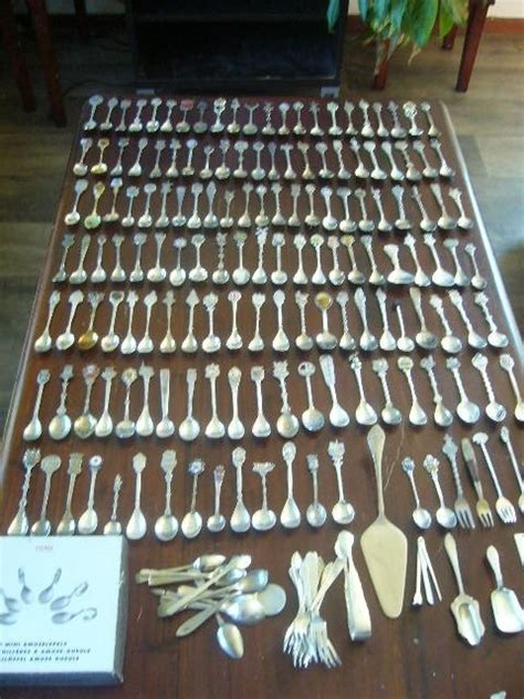 Souvenirs Spoons Some Loose Cutlery 190 Silver Catawiki