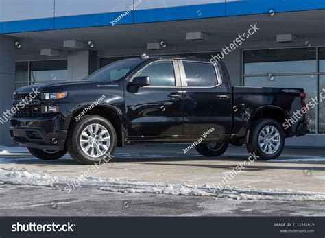 Kokomo Circa January 2022 Chevrolet Silverado Stock Photo 2115241619