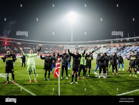 Belgrado Psv Players Celebrate The Victory After The Uefa