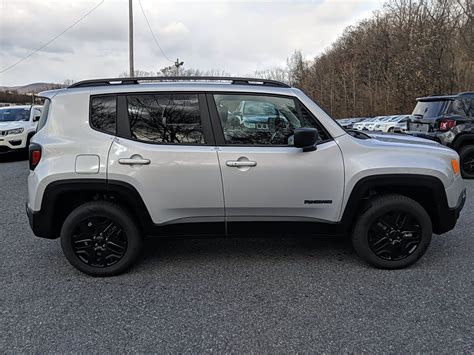 New 2020 Jeep Renegade Upland 4wd Sport Utility