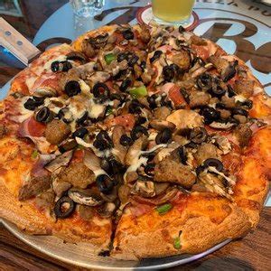 JOBO’S PIZZA PUB - 20 Photos & 15 Reviews - 3310 E Lake Sammamish Pkwy ...