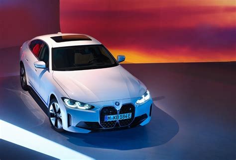 BMW i4 eDrive40 et M50 le Gran Coupé 4 portes 100 électrique