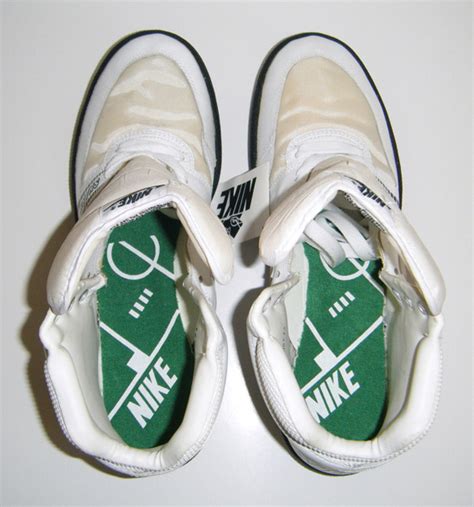 Nike Shark - OG 1988 Football Cleats - SneakerNews.com