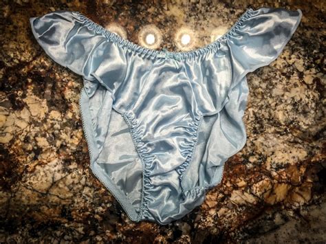 String Satin Brillant VINTAGE Bikini Flutter Culotte Taille