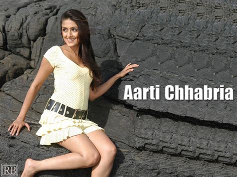 FUL TIME MASTI: aarti chhabria bollywood star