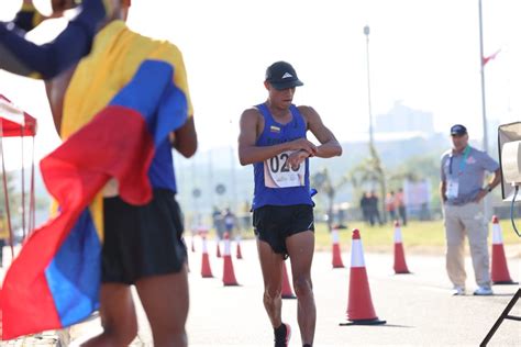 Comite Olimpico Ecu On Twitter ORO Y PLATA PARA ECUADOR El Abanderado