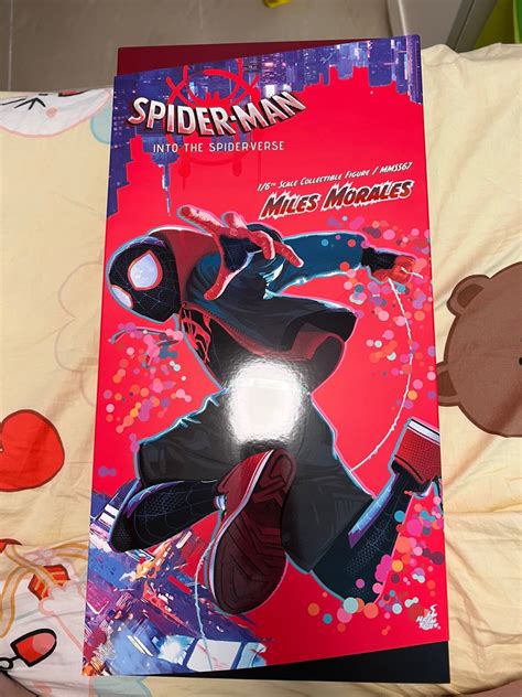 hot toys spider man into the spider verse mms 興趣及遊戲 玩具 遊戲類