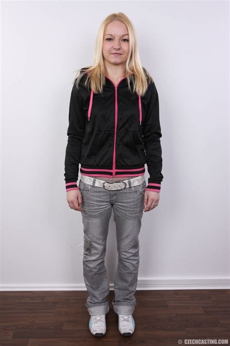 Juicy Looking Blonde With Spicy Tits Sexy XXX Dessert Picture 2