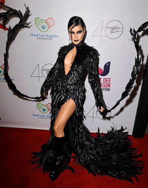 Best Celebrity Halloween Costumes 2022