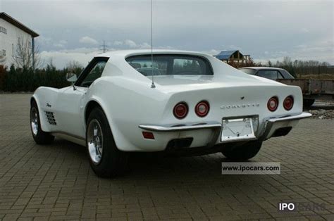 1972 Corvette C3 Stingray - Car Photo and Specs