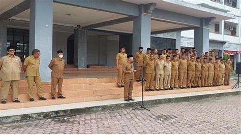 Pj Bupati Bireuen Asn Bireuen Yang Duduk Di Warung Kopi Pada Jam Dinas