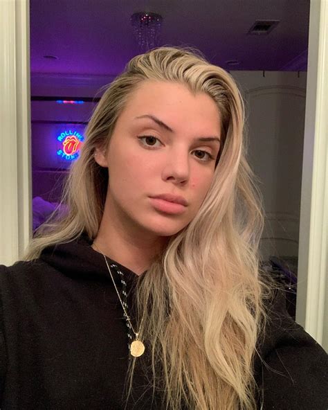 Alissa Violet Exclusive On Instagram “look A Pimple” Beauty Hair