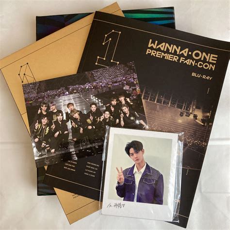 Wannaone Premier Fan Con Blu Ray メルカリ