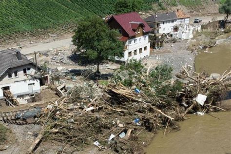 Wetterereignisse EU Behörde Milliarden Schäden durch Wetterextreme