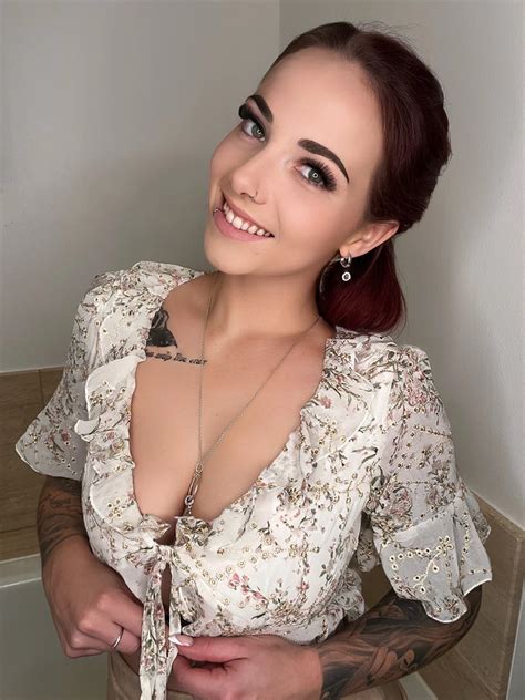 Follow My Free OnlyFans Nude Pics XHamster