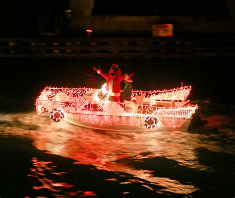 Venice Boat Parade Pictures | Adventure Logan