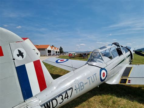 Photos Des Portes Ouvertes à Laérodrome De Pontarlier Pour En Prendre