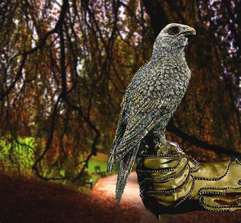 Falcon sculpture with gems - 3D Printing Model | Sculptures | Resin Art.