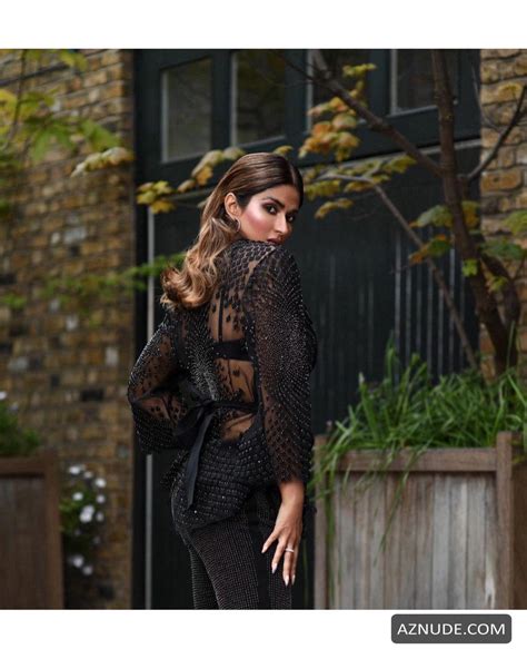 PRANUTAN BAHL Nude AZNude