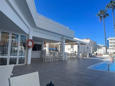 Great Hotel Giving Us A Great Holiday Review Of Tui Suneo Santa Ponsa Santa Ponsa Spain