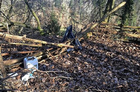 Immer mehr Müll im Wald Kreis Waldshut Badische Zeitung