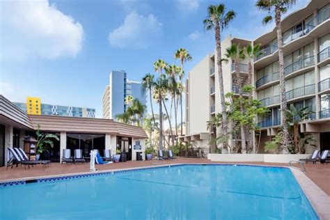 Wyndham San Diego Bayside | San Diego, CA Hotels