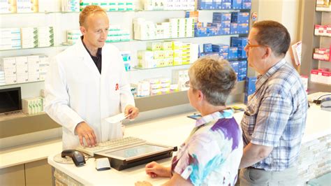 Apotheker büßen Vertrauen ein APOTHEKE ADHOC