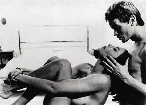 Sex in the brain Τι είναι το ενσυνείδητο σεξ Marie Claire Ό τι έχει σημασία για τις γυναίκες