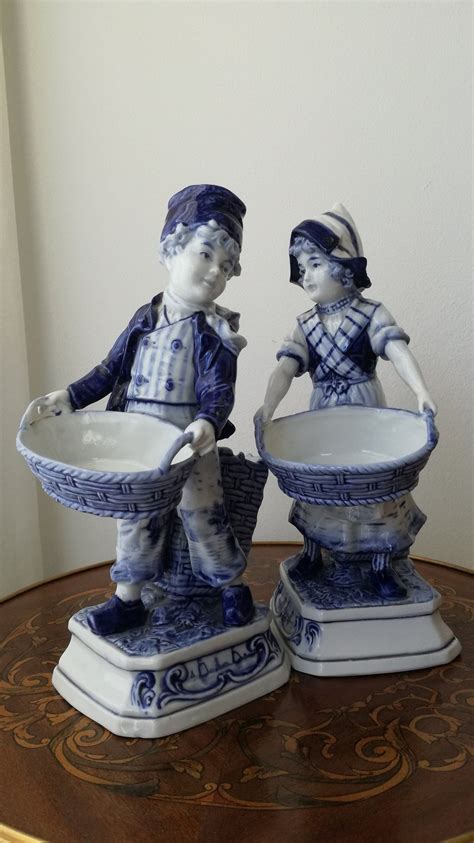 Vintage Delft Blue And White Porcelain People Pair Figurines Etsy Blue And White Vase Blue