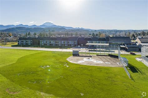 Glacier Middle School, Buckley WA Rankings & Reviews - Homes.com