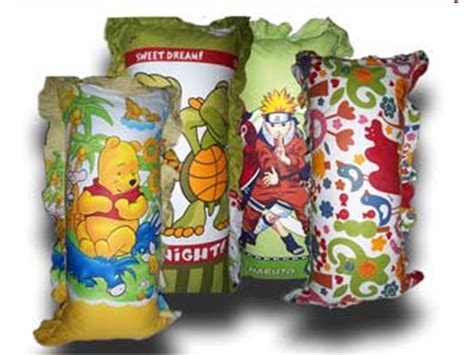 Bantal Cinta Cartoon | CASTLE BANTAL