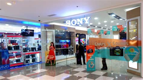 Sony Store Facade at Ayala Malls Cloverleaf in Quezon City, Philippines Editorial Image - Image ...