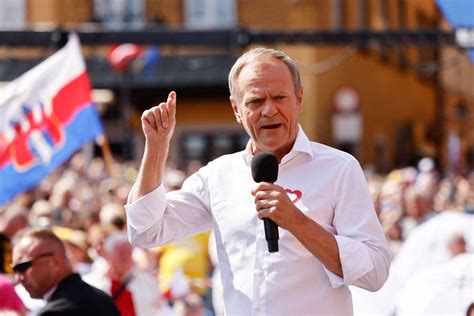 Donald Tusk Biography: Age, Wife, Children, Parents, Siblings, Family ...