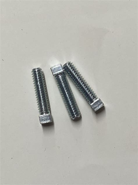 25 14 20 X 1 14 Square Head Set Screw Case Hardened 14x125 Zinc