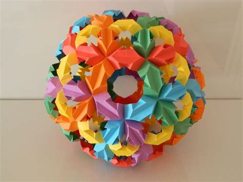 Leroy S Chrysanthemum Rhombicosidodecahedron Paper Crafts Origami