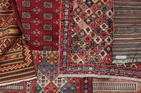 Your Guide to 10 Types of Area Rugs & Rug Materials