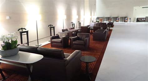 Review Qatar Airways Al Safwa First Class Lounge Doha