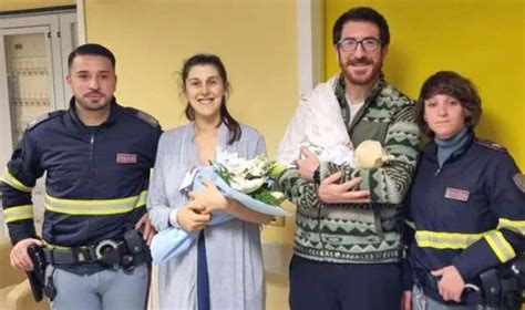 Donna Incinta Bloccata Nel Traffico Di Ferrara Il Piccolo Giorgio