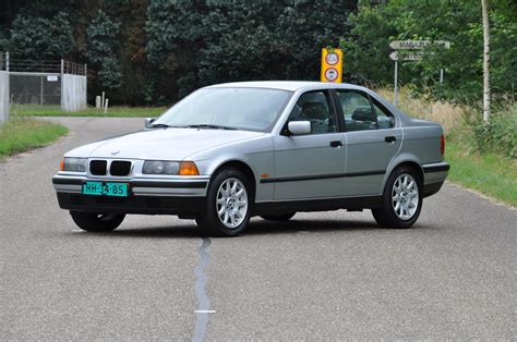 Openroadclassiccarsbmw320i 3 Openroad