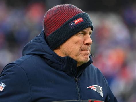 El Mítico Entrenador De La Nfl Bill Belichick Deja A Los Patriots De