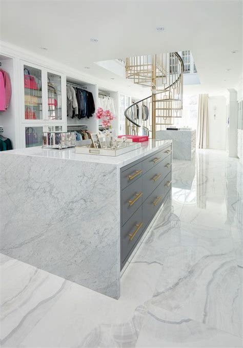 62 Luxury Walk In Closet Organized Look Elegant Closets Artofit