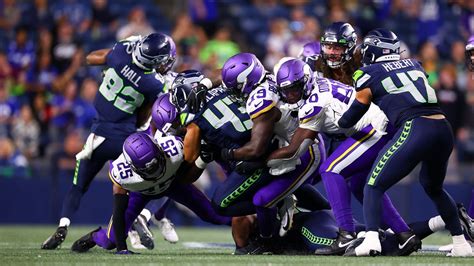 Vikings at Seahawks Game Observations: Addison & Pace Start in Debuts