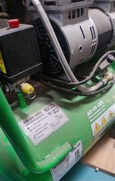 Воздушный компрессор 24 безмасляный ECO AE-25-OF1 | Festima.Ru ...