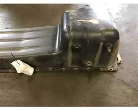 CUMMINS N14 CELECT 410 435 HP OIL PAN OEM 3046947 In Portland OR