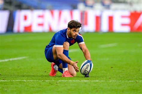 Romain Ntamack - France Flyhalf Romain Ntamack To Undergo Surgery After ...