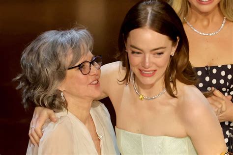 Emma Stone Notes She And Sally Field Share This Special Connection