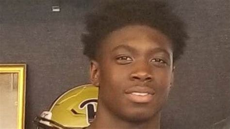 Three Star Safety Rod Moore Commits To Michigan Football For 2021