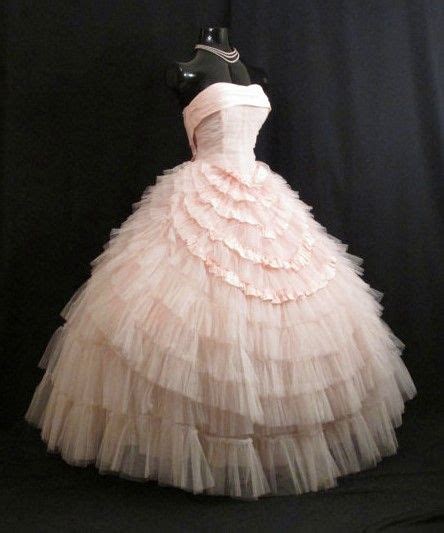 Pin By Party Pretty Dolls On Inpirational 1950s Prom Dresses Vintage