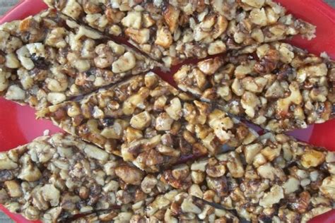 Как приготовить домашние козинаки из грецких орехов Рецепты полезные ...